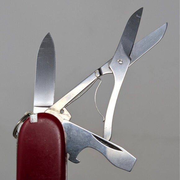 Vintage Victorinox Swiss Army Knife Multi Tool Red 91mm Officier Suisse 8 Tool - Picture 6 of 13